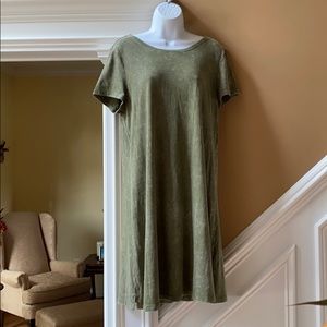 Time & Tru - Olive T-Shirt Dress